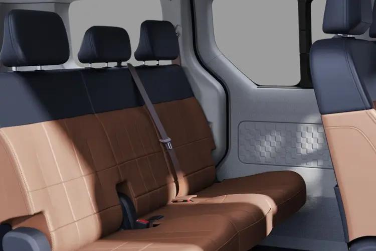 3958872 120kW Plus Long Range 71kWh 5dr Auto