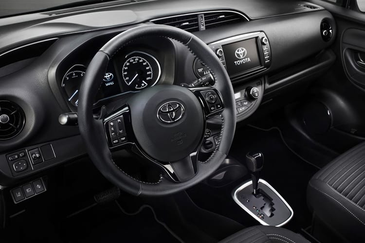 4064299 1.5 Hybrid Design 5dr CVT [17" Alloy]